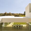 © Fernando Guerra | FG+SG Villa Lago / Fran Silvestre Arquitectos - Image 5 of 25