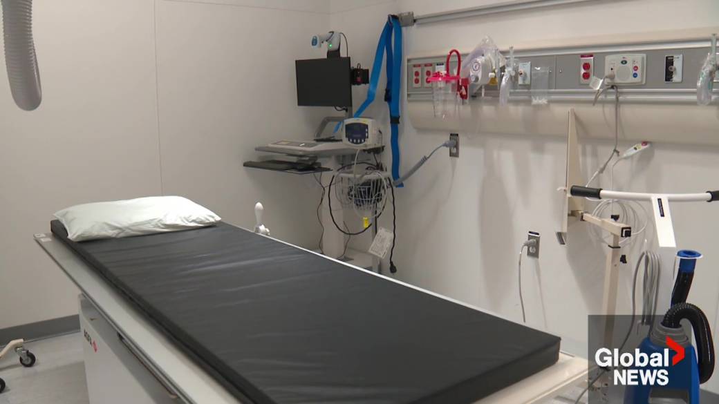 Click to play video: 'Alberta ER doctors detail preventable deaths and ‘near misses’ in letter to province'