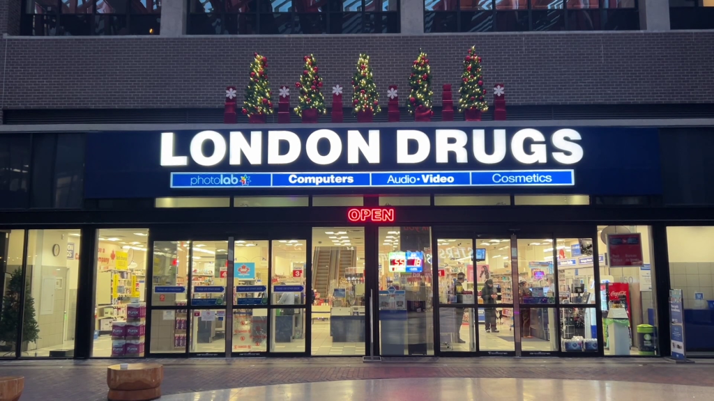 London Drugs in Vancouver’s DTES closes down
