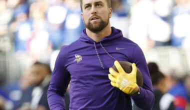 Thielen announces retirement after 13-year NFL career