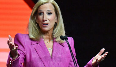 WNBA, players agree to moratorium, pausing initial free-agency stages