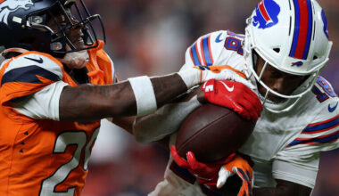 Questionable calls in crunch time haunt Bills in playoffs again
