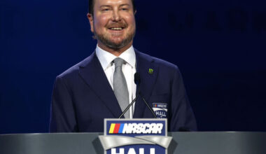Kurt Busch, Gant, Hendrick inducted into NASCAR Hall of Fame