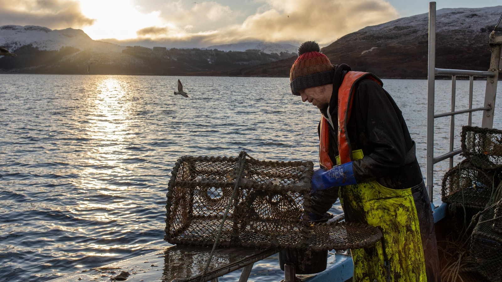 The fishing practice of scrapping ocean bottom continues despite protection promises