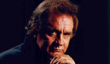 Johnny Cash posing for a photograph in 1994