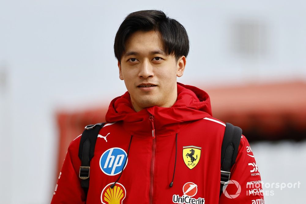 Zhou Guanyu,  Ferrari