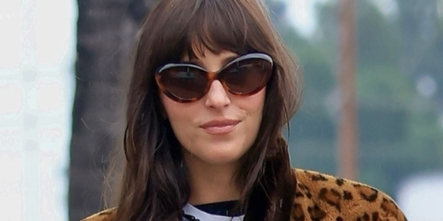 Dakota Johnson’s Patent Leather Sneakers Are a 2026 Shoe Trend