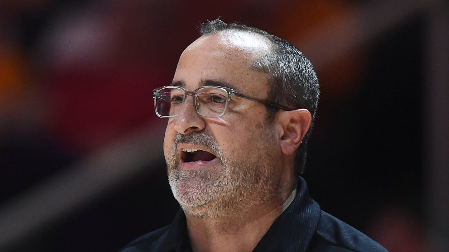 Dallas Wings HC Jose Fernandez Talks Geno Auriemma Visit About Paige Bueckers