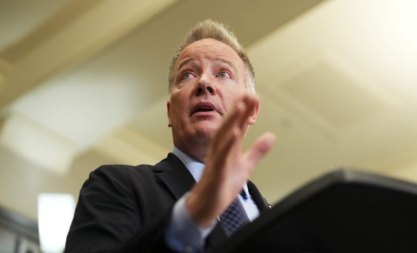 Ottawa making progress on defence purchasing reforms, Fuhr says