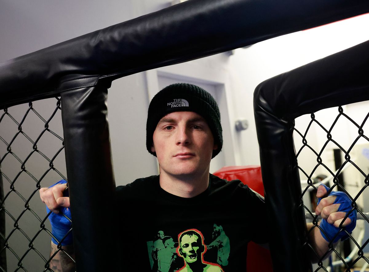 Lewis Knox hopes to be given a UK featherweight title shot in 2026. 