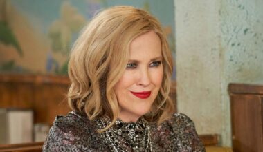 'SNL' Pays Tribute to Catherine O'Hara