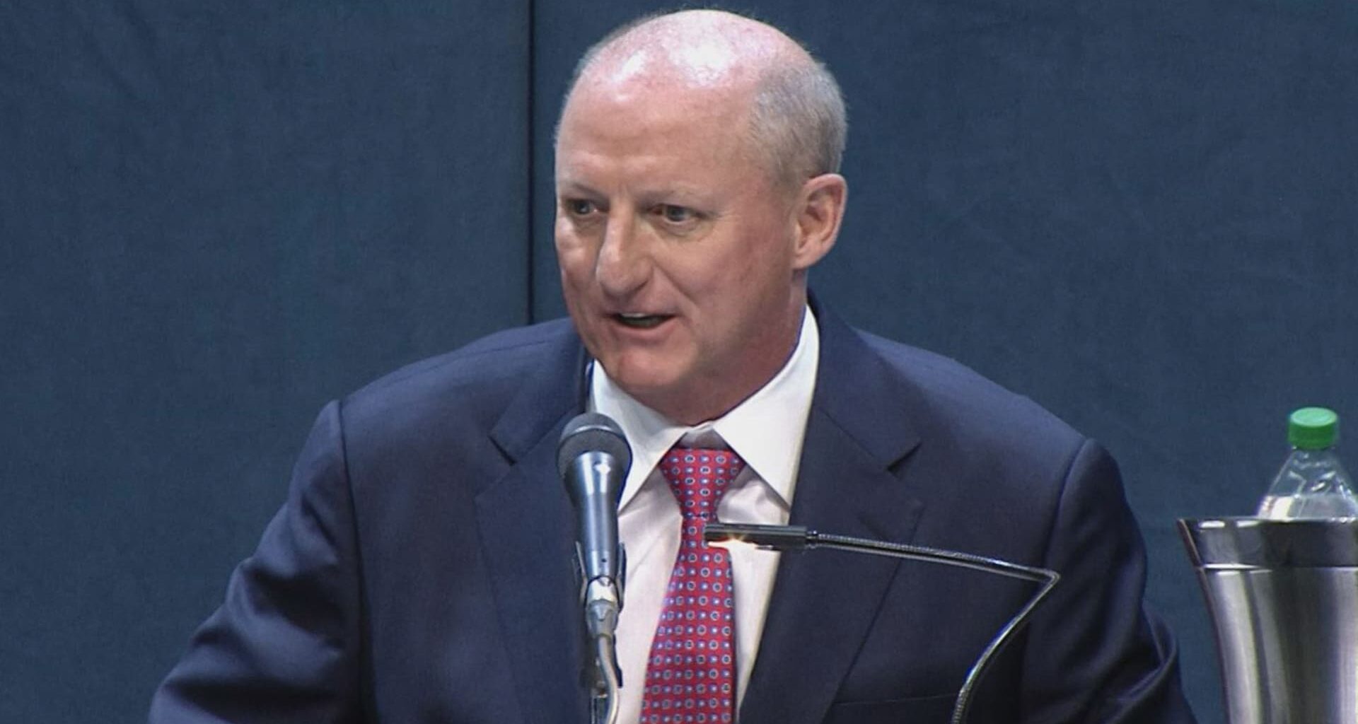 Berkshire CEO Greg Abel vows to keep Buffett's culture of disciplined investing in first annual letter