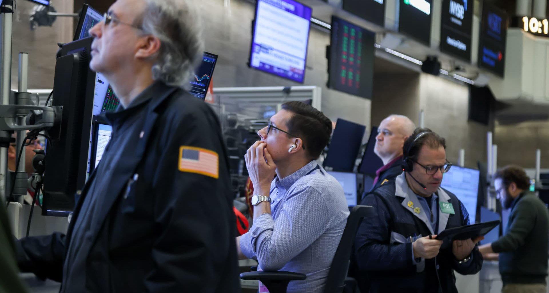 U.S. markets rise on tech rebound, while 'Takaichi trade' lifts Japanese stocks