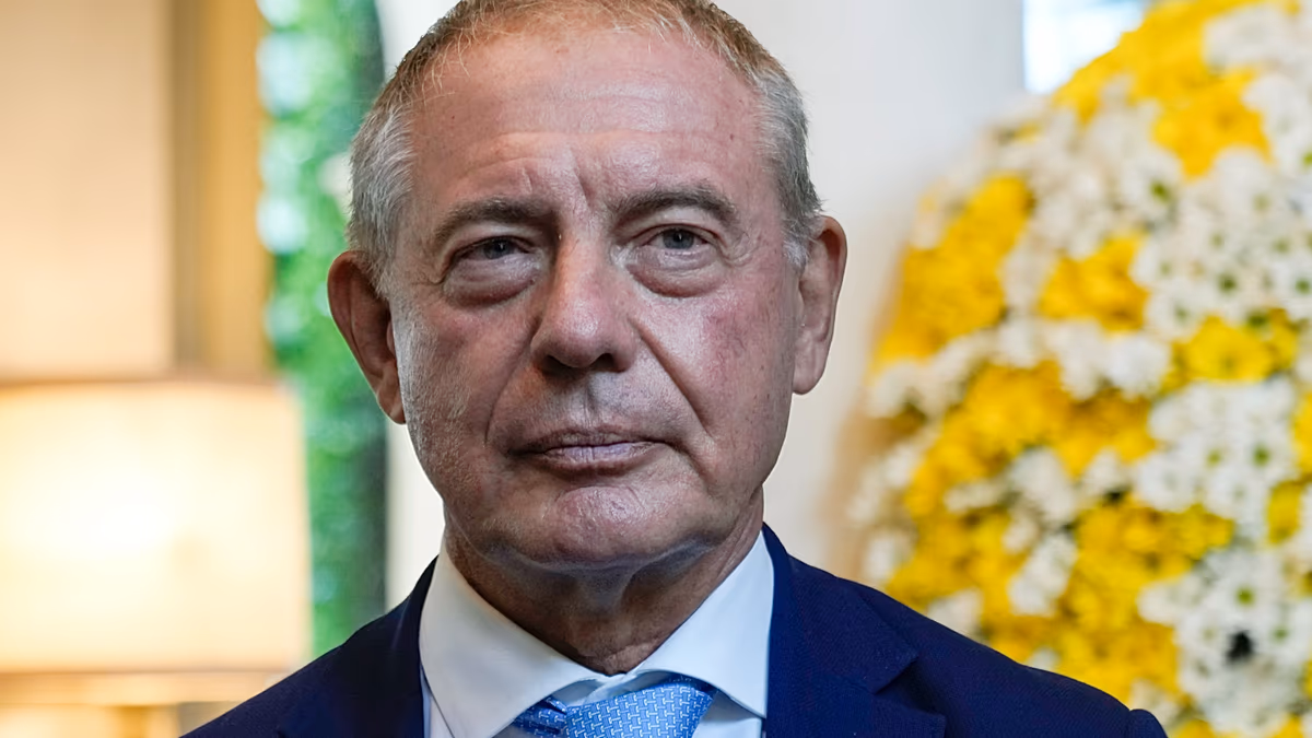 Italy calls for suspension of EU carbon market