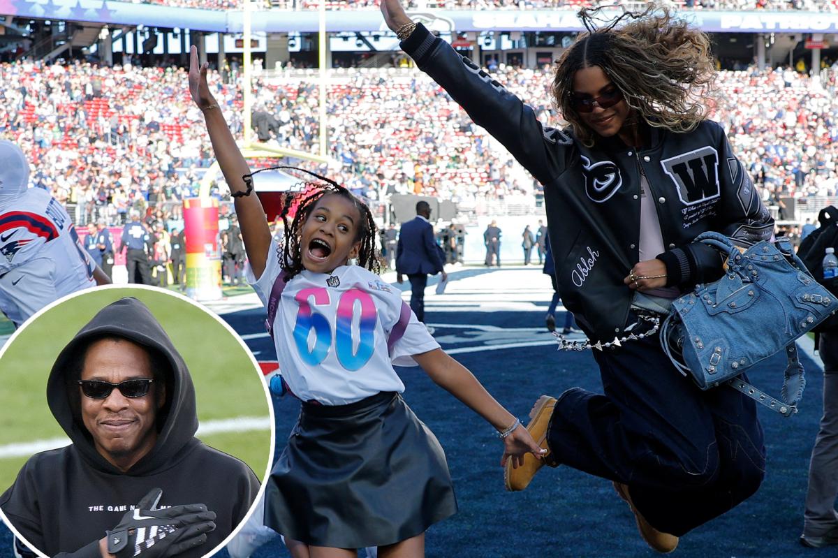 Beyoncé and Jay-Z's daughters Blue Ivy and Rumi look all grown up