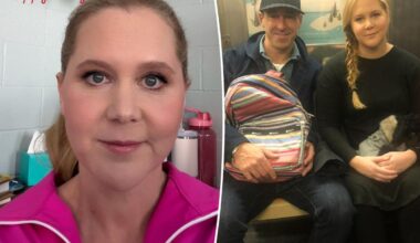 Amy Schumer sits in 'crying corner' for Valentine's Day