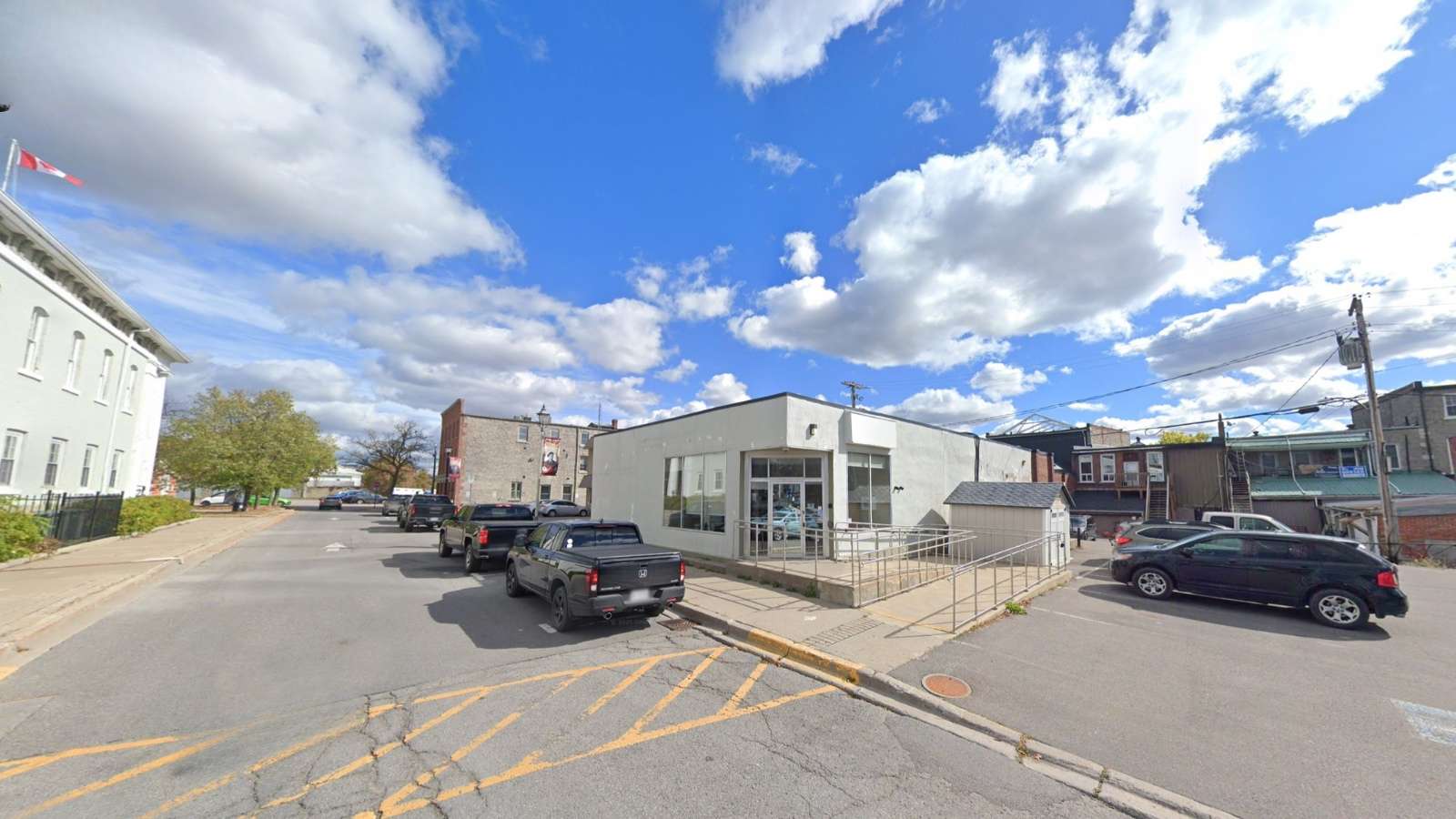 Napanee sells 12 Market Square for $380K; medical hub planned