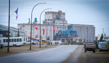 Pierre Polievre wants a Churchill base, but experts debate northern Manitoba town's military capacity