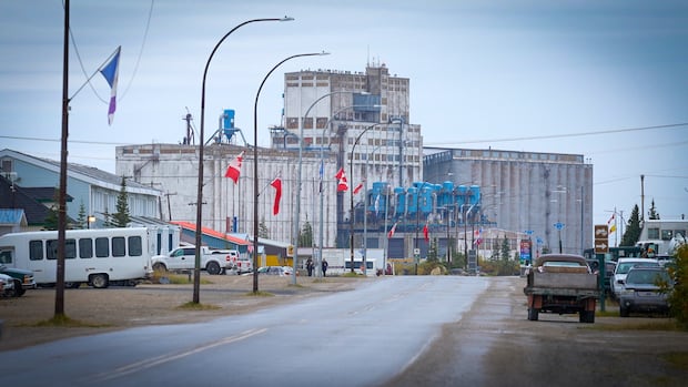 Pierre Polievre wants a Churchill base, but experts debate northern Manitoba town's military capacity