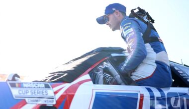 Kyle Larson earns Clash pole as 20 cars lock into Bowman Gray feature