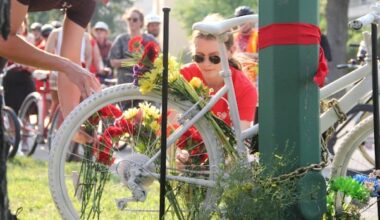 Wellington Crescent bike lane design won't be ready until April