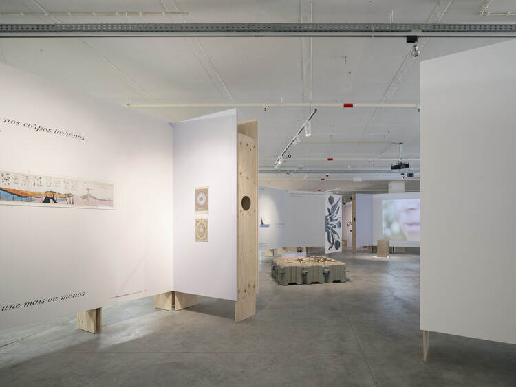 Garage Encounters  / BUREAU (Daniel Zamarbide, Carine Pimenta, Galliane Zamarbide) - Image 2 of 14