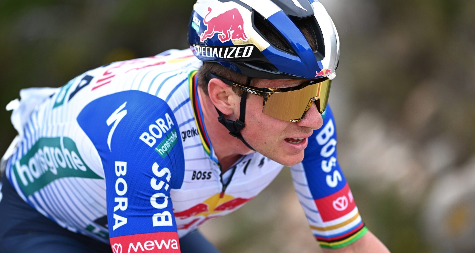 Remco Evenepoel (Red Bull-Bora-Hansgrohe) attacks during Stage 4 of la Volta Communitat Valenciana on February 07, 2026 in Teulada Moraira, Spain. (Photo: Szymon Gruchalski/Getty Images)