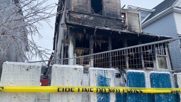 2 women die after house fire in Winnipeg's West End
