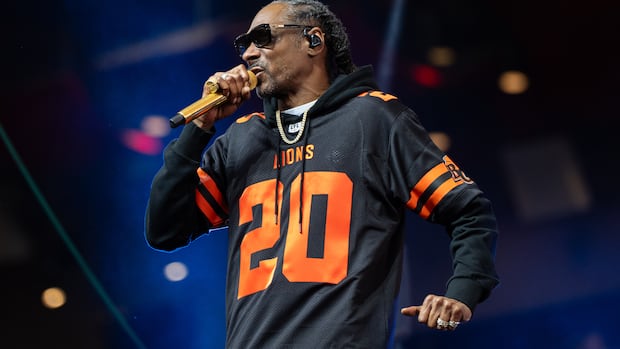 Legendary rapper Snoop Dogg performs ahead of B.C. Lions home opener