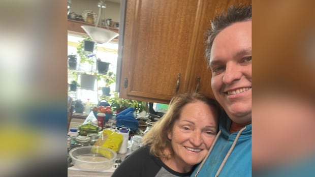 Sask. man fights off starving moose with fists, shovel and bullets to save his mother