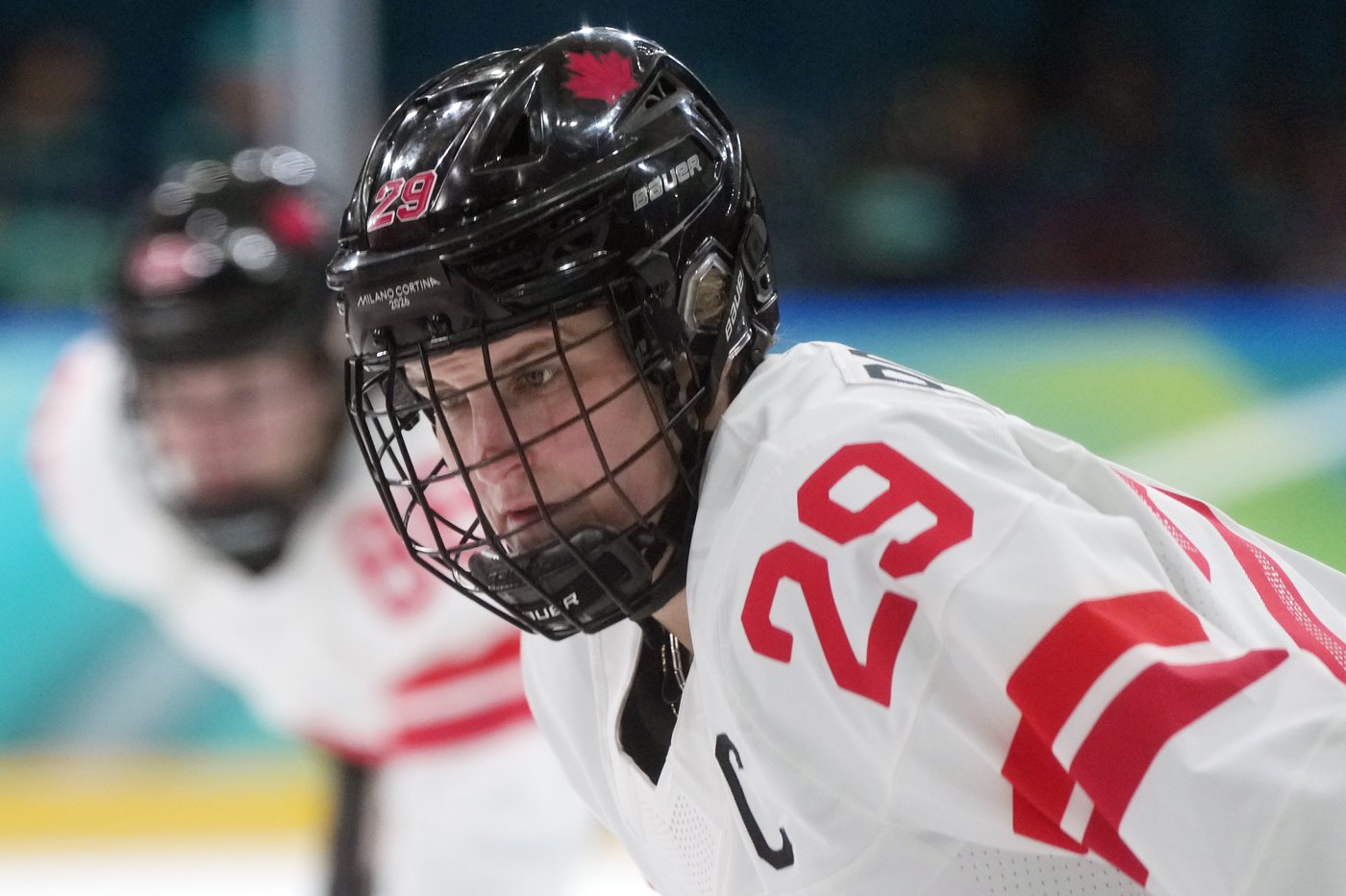 Short-track silver for Canada; Women’s hockey falls to U.S.; top pairs team in
