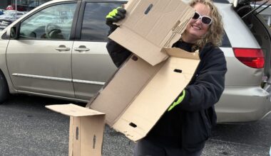 Former Lady Cougar’s gone from boxing out to breaking down boxes – WLAF