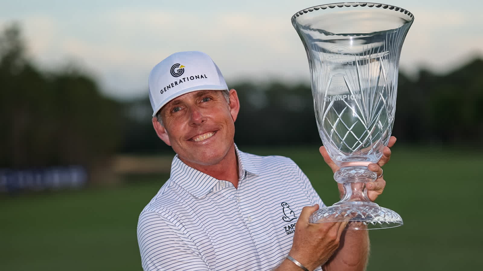 Justin Leonard shoots 4-under to win Chubb Classic