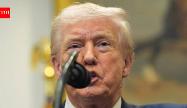 Trump pardons 5 former NFL players for crimes ranging from perjury to drug trafficking