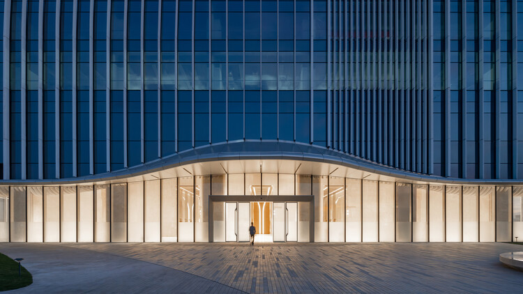 Guangzhou Baiyun (Tangxi) Station East Plot – Twin Towers Interior / DuShe Architectural Design - Image 2 of 25