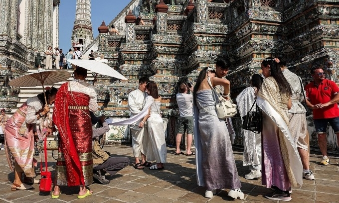 Southeast Asia's 2nd largest economy sees foreign arrivals down 10.7%