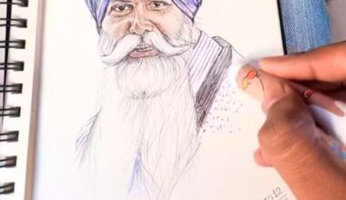 “Bappu ji kinne khush hoye”: Punjab artist makes portrait in a moving bus