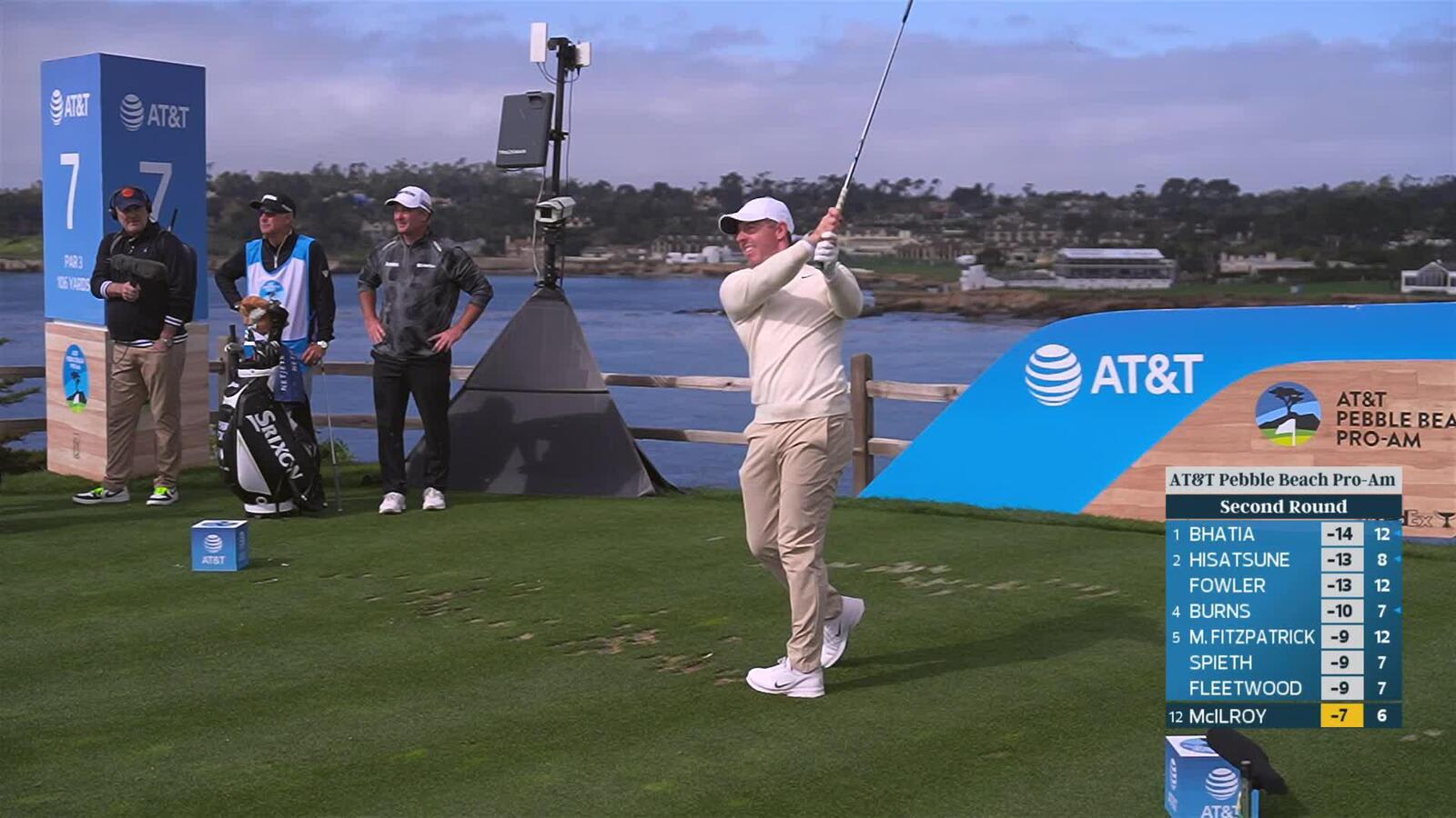 Rory McIlroy hits 112-yard tee shot to 2 feet, nearly aces No. 7 at Pebble Beach