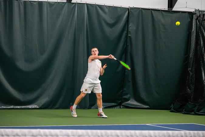 Men's Tennis Win's Duals Against Lawrence University and UW-Superior
