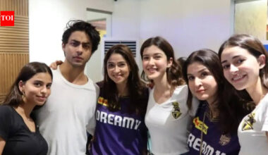 Shanaya Kapoor recalls Aryan Khan pushing her and Suhana Khan down stairs in blanket ‘roller coaster’: 'Luckily we didn’t injure ourselves badly' | Hindi Movie News
