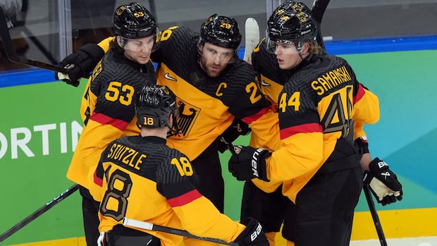 Germany beats France to reach men's hockey quarterfinals