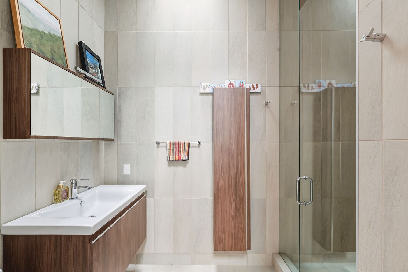 301-113 Dupont Street Toronto