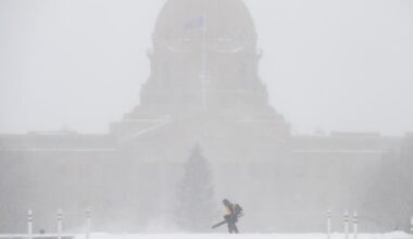 Winter returns to Alberta with blizzard warnings and a new parking ban for Edmonton