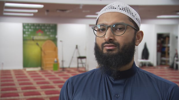 Toronto mosque boosts security for Ramadan after receiving threats of violence