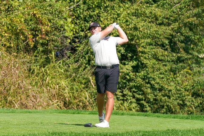 Kaufmann Finishes 20th to Lead Golf at Loyola