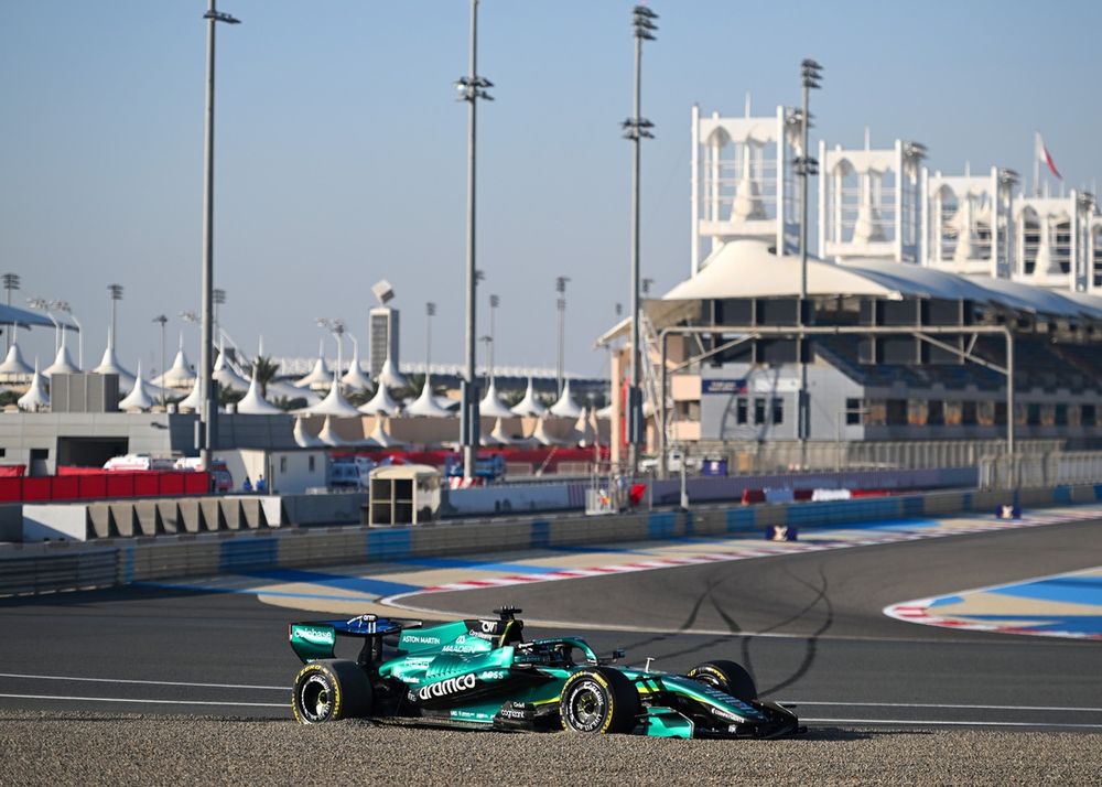 Stroll found himself beached after and off in the afternoon session