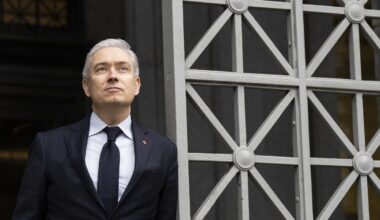 Finance minister unveils Ottawa’s ‘follow the money’ plan to tackle extortion | NanaimoNewsNOW