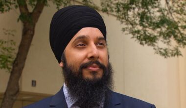 Lawyer who fought against mandatory oath reacts to Alberta seeking Supreme Court ruling