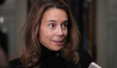 Quebec halts plan to merge specialized health agencies amid 'heated' talks