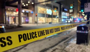 Man dead after stabbing outside Rideau Centre Thursday evening
